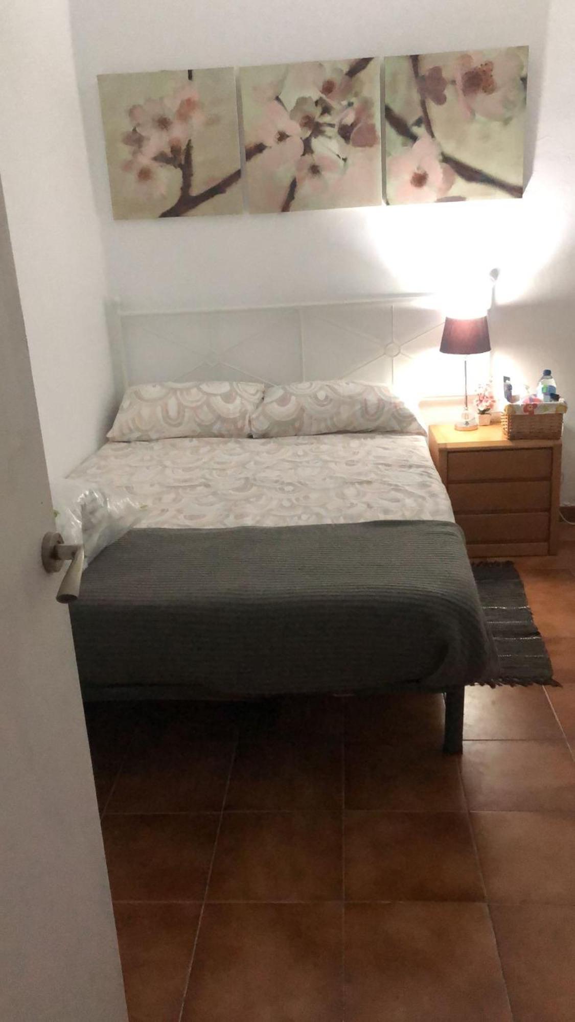 Alquiler Habitacion- Descanso Sabadell - Bano Compartido Εξωτερικό φωτογραφία